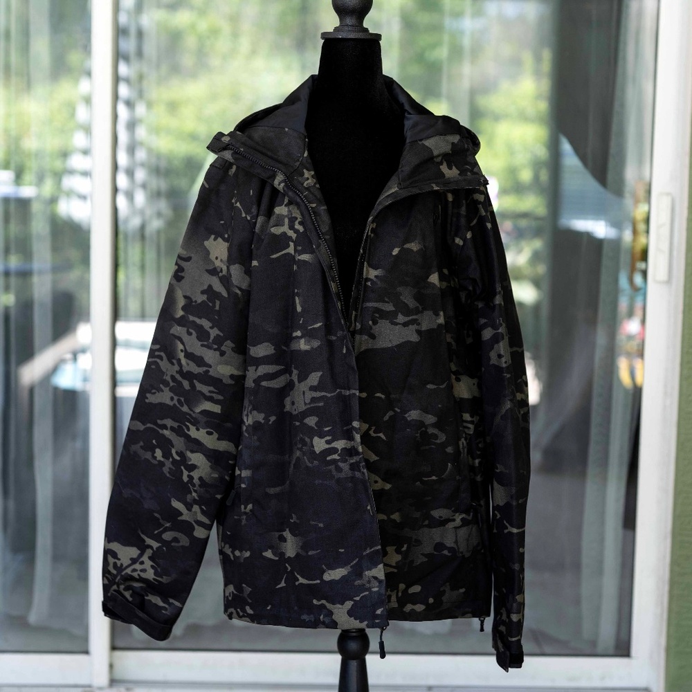Qilo Camo Jacket